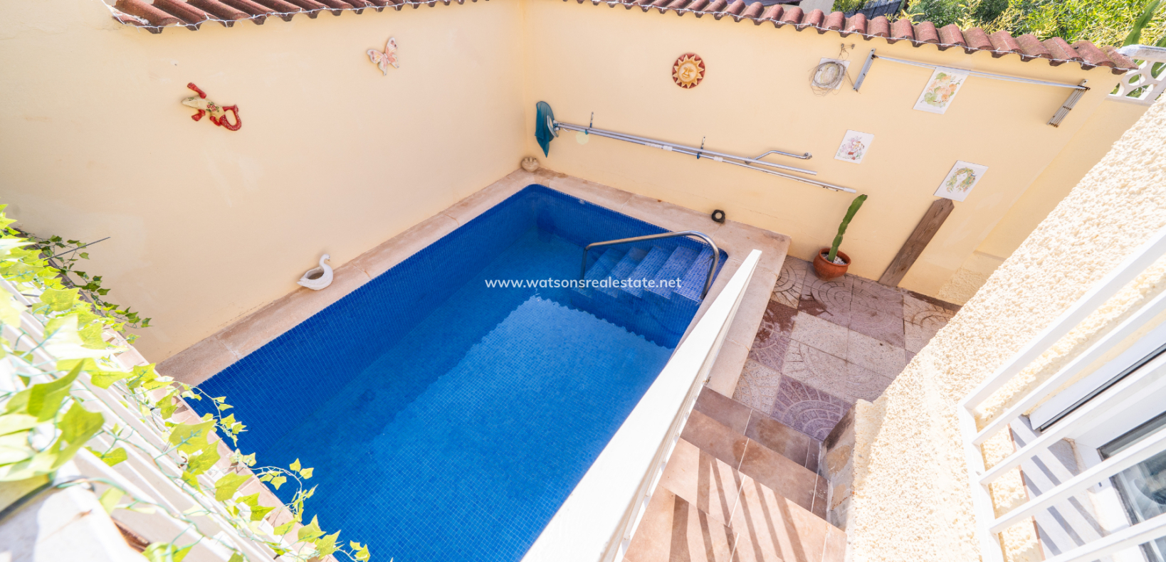 Resale - Detached - Urb. La Marina