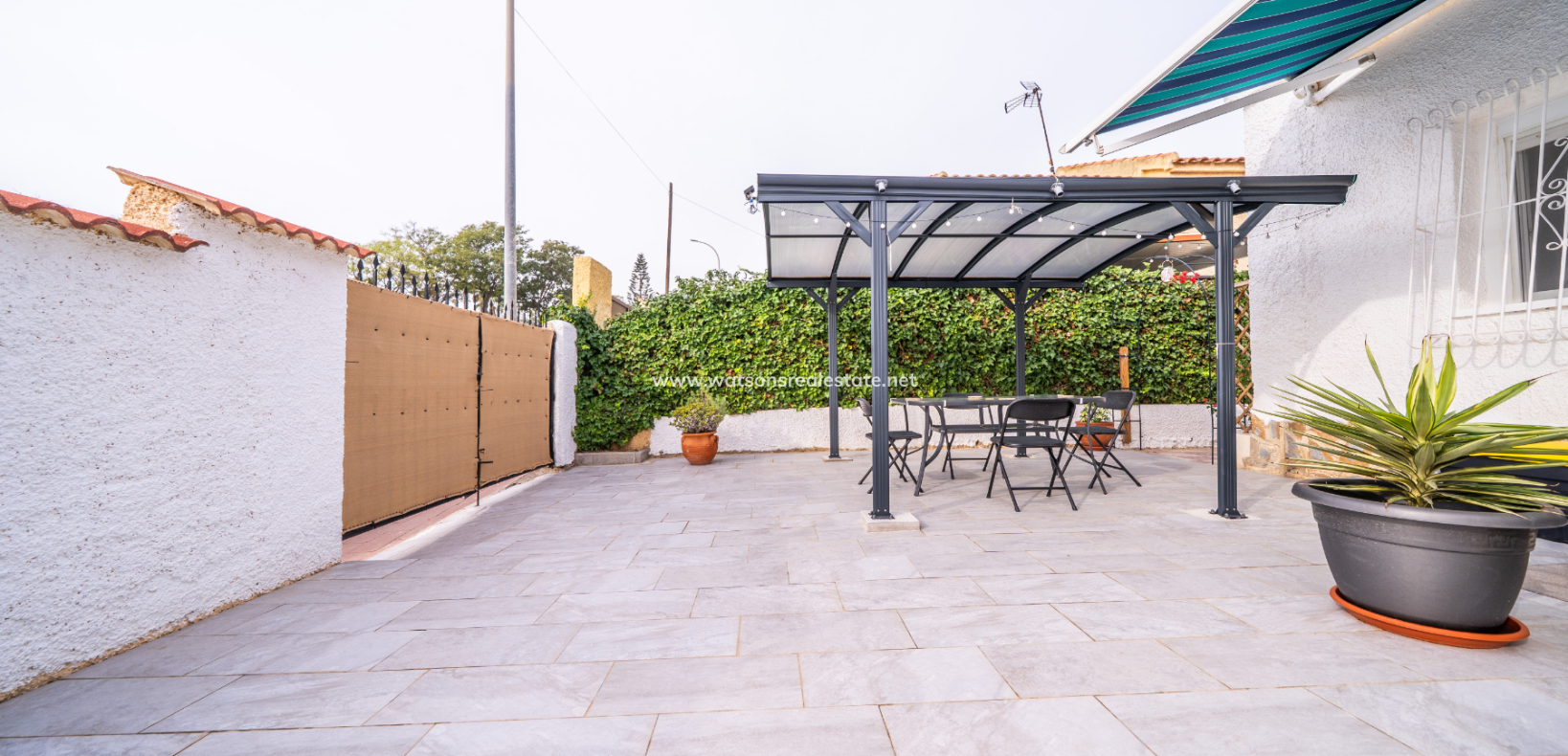 Resale - Detached - Urb. La Marina