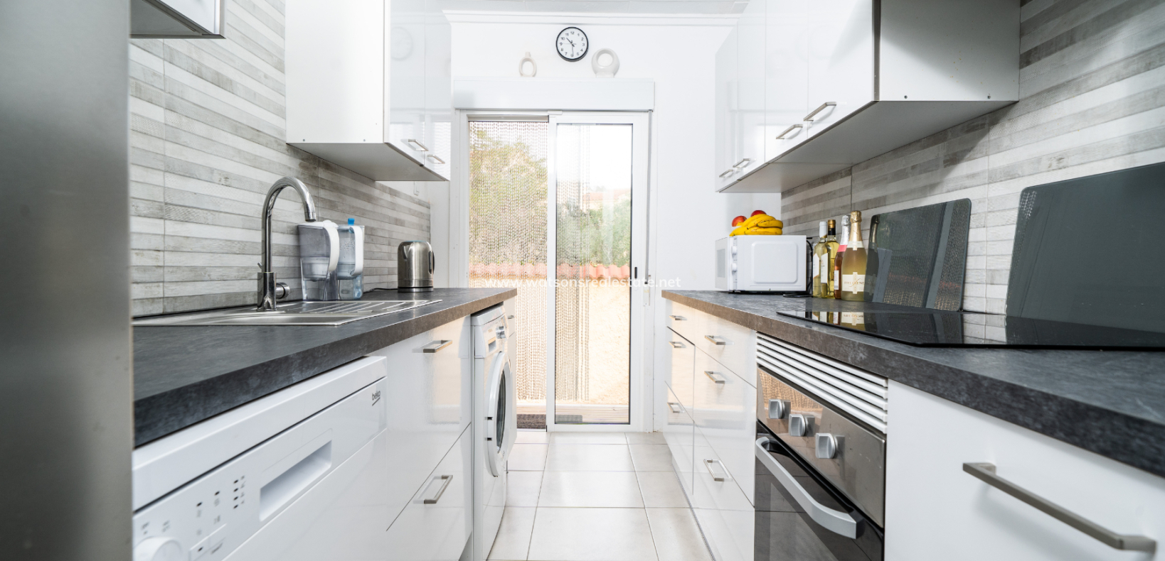 Resale - Detached - Urb. La Marina