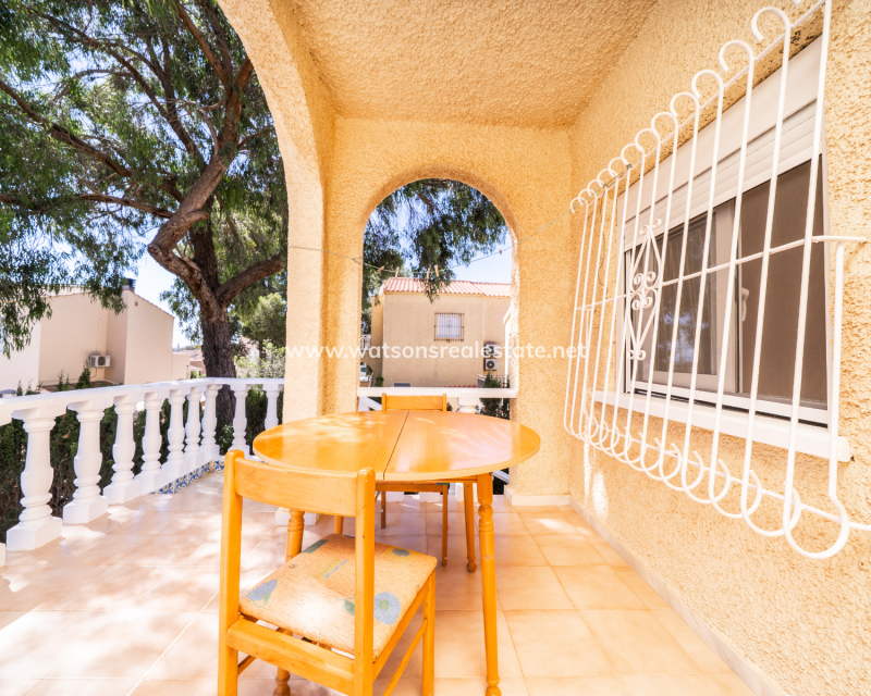 Resale - Detached - Urb. La Marina