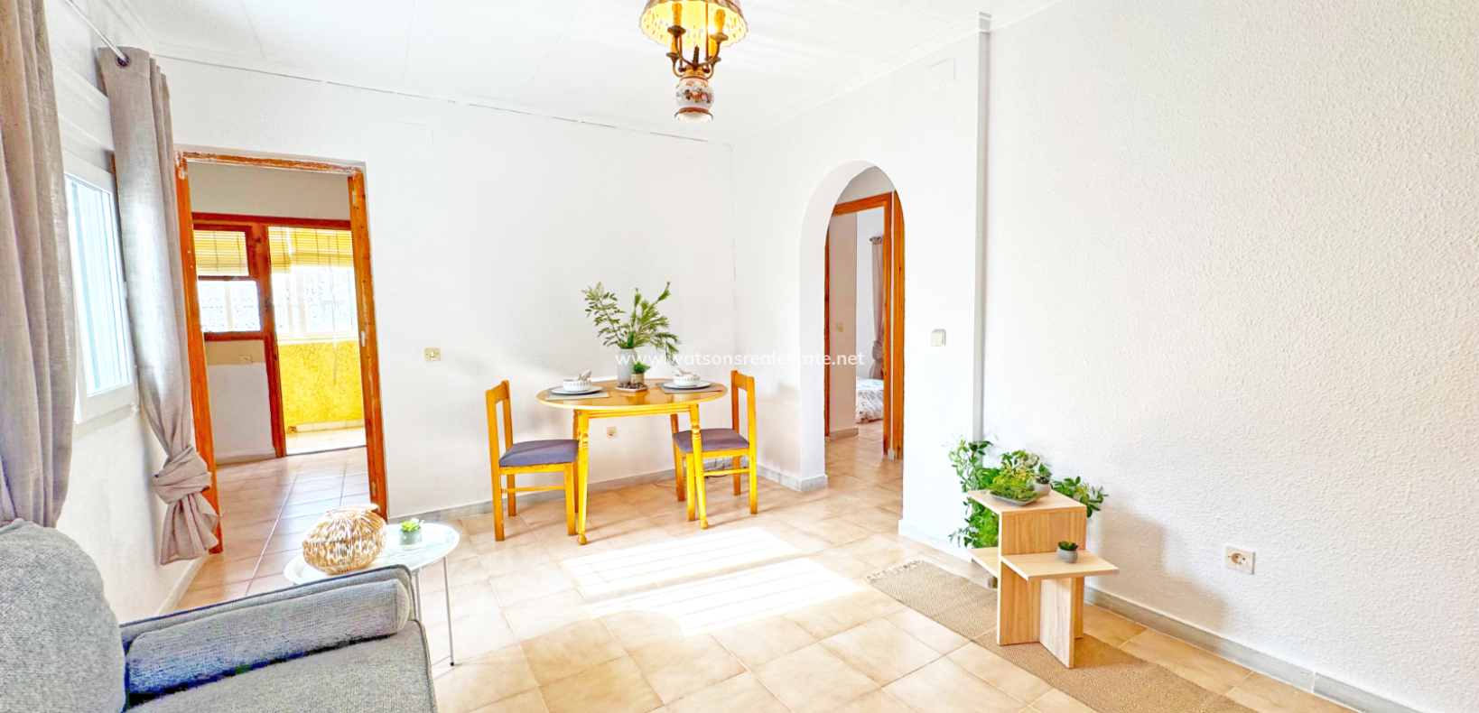 Resale - Detached - Urb. La Marina