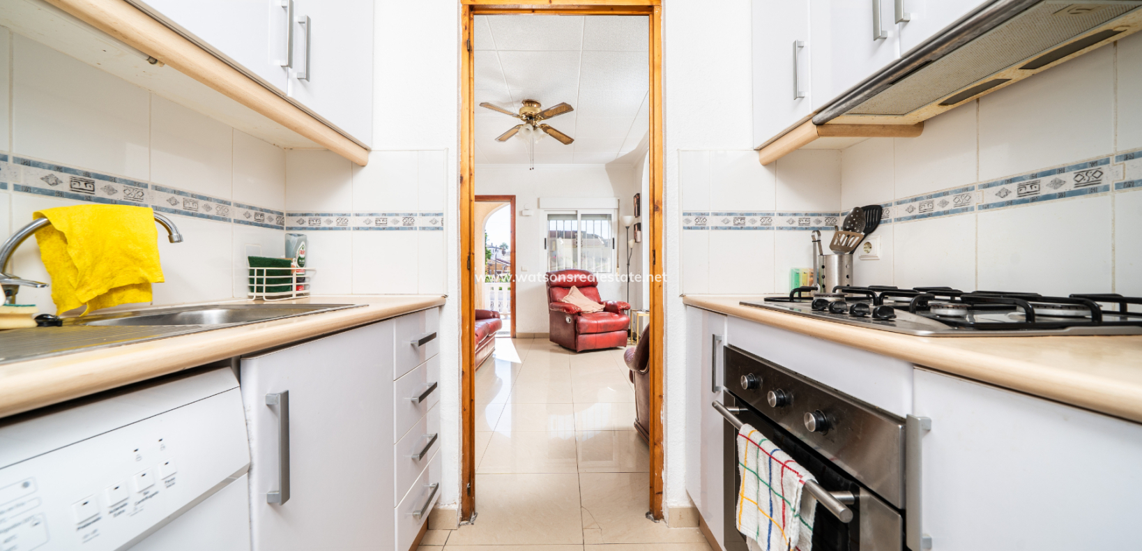 Resale - Detached - Urb. La Marina