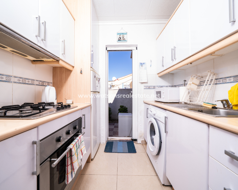 Resale - Detached - Urb. La Marina