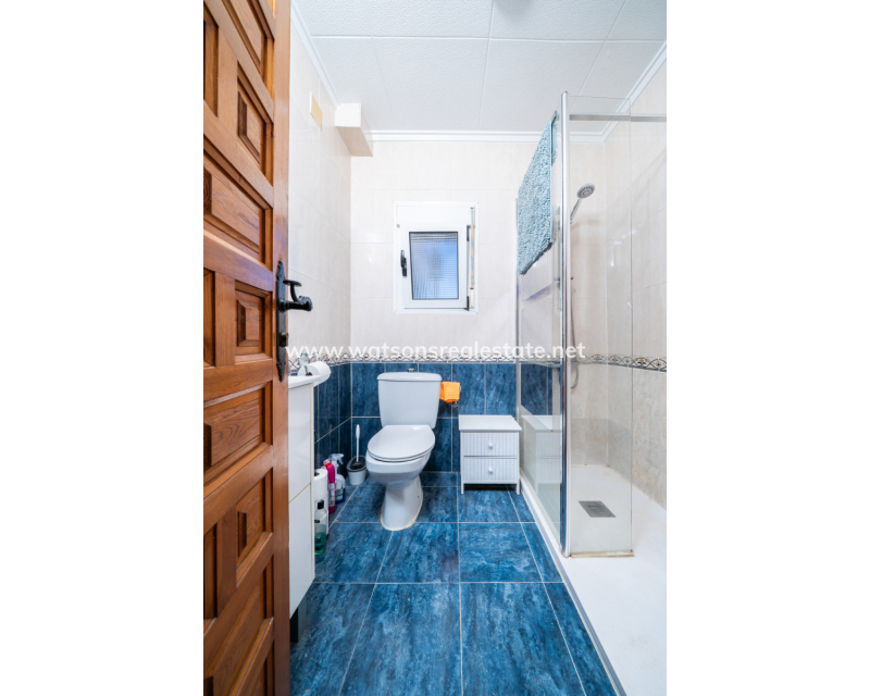 Resale - Detached - Urb. La Marina