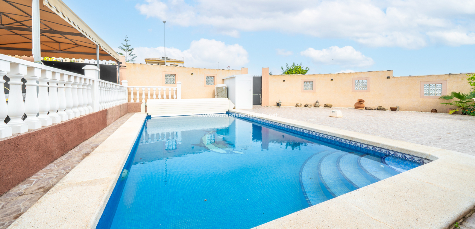 Resale - Detached - Urb. La Marina