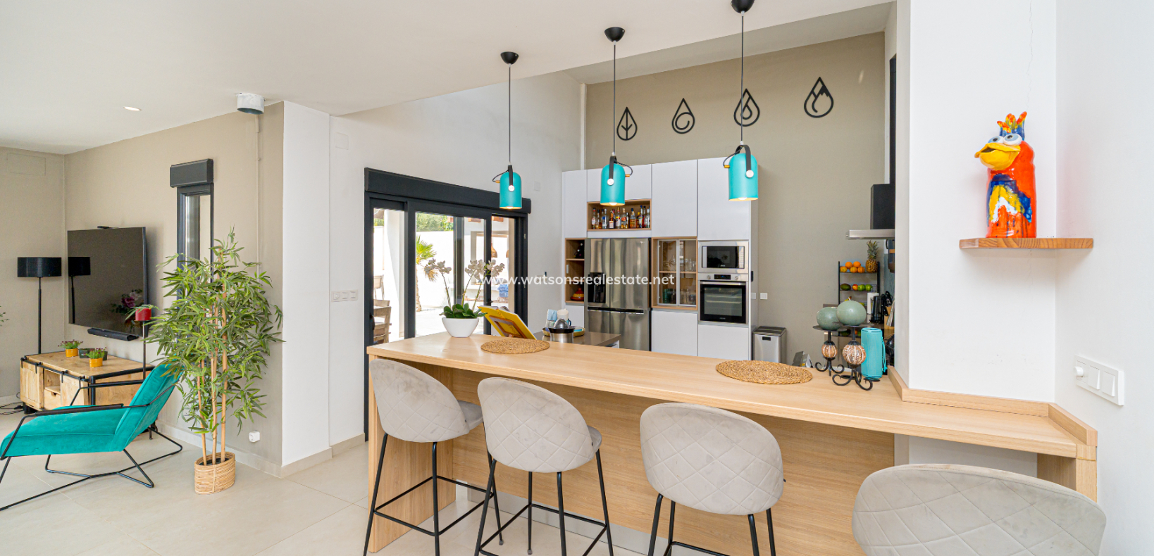 Resale - Detached - Urb. La Marina