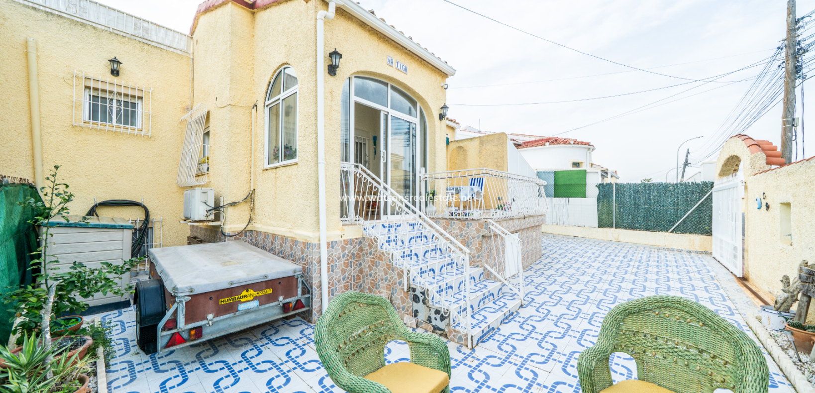 Resale - Detached - Urb. La Marina