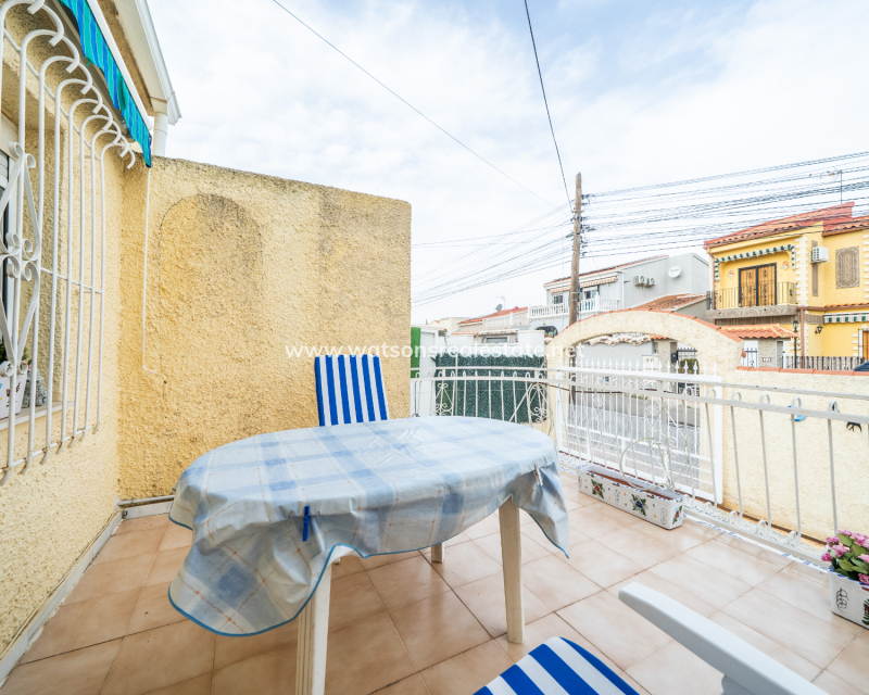 Resale - Detached - Urb. La Marina
