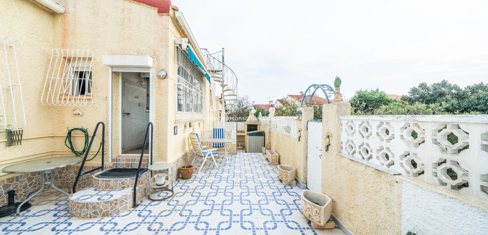 Resale - Detached - Urb. La Marina