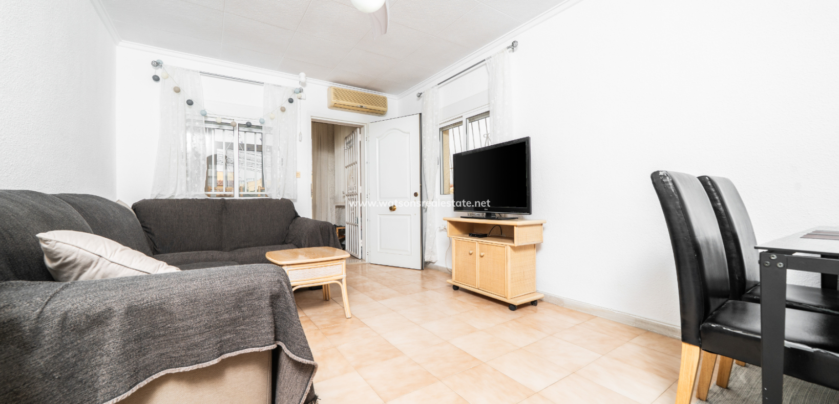 Resale - Detached - Urb. La Marina