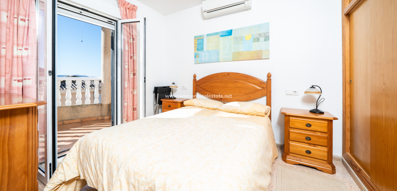 Resale - Detached - Urb. La Marina