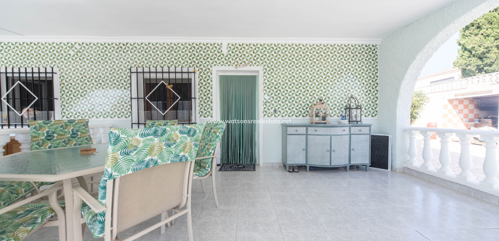 Resale - Detached - Urb. La Marina