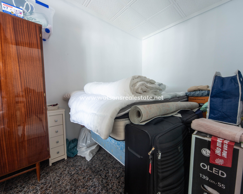 Resale - Detached - Urb. La Marina