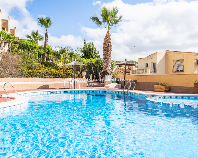 Resale - Detached - Urb. La Marina