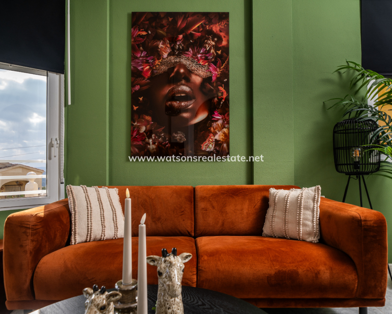 Resale - Detached - Urb. La Marina