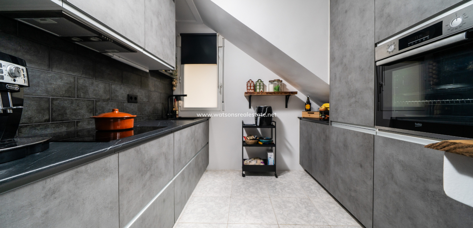 Resale - Detached - Urb. La Marina