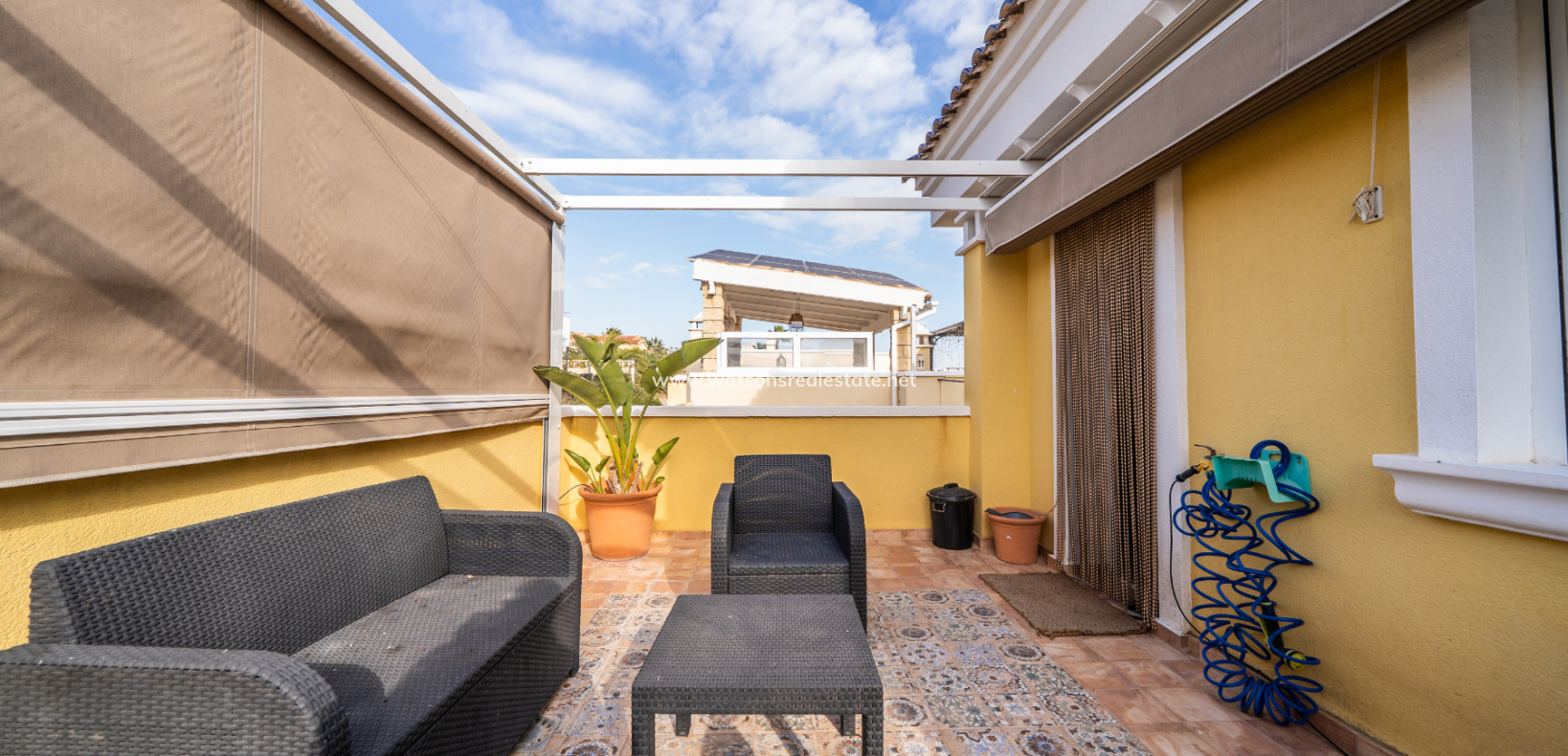 Resale - Detached - Urb. La Marina