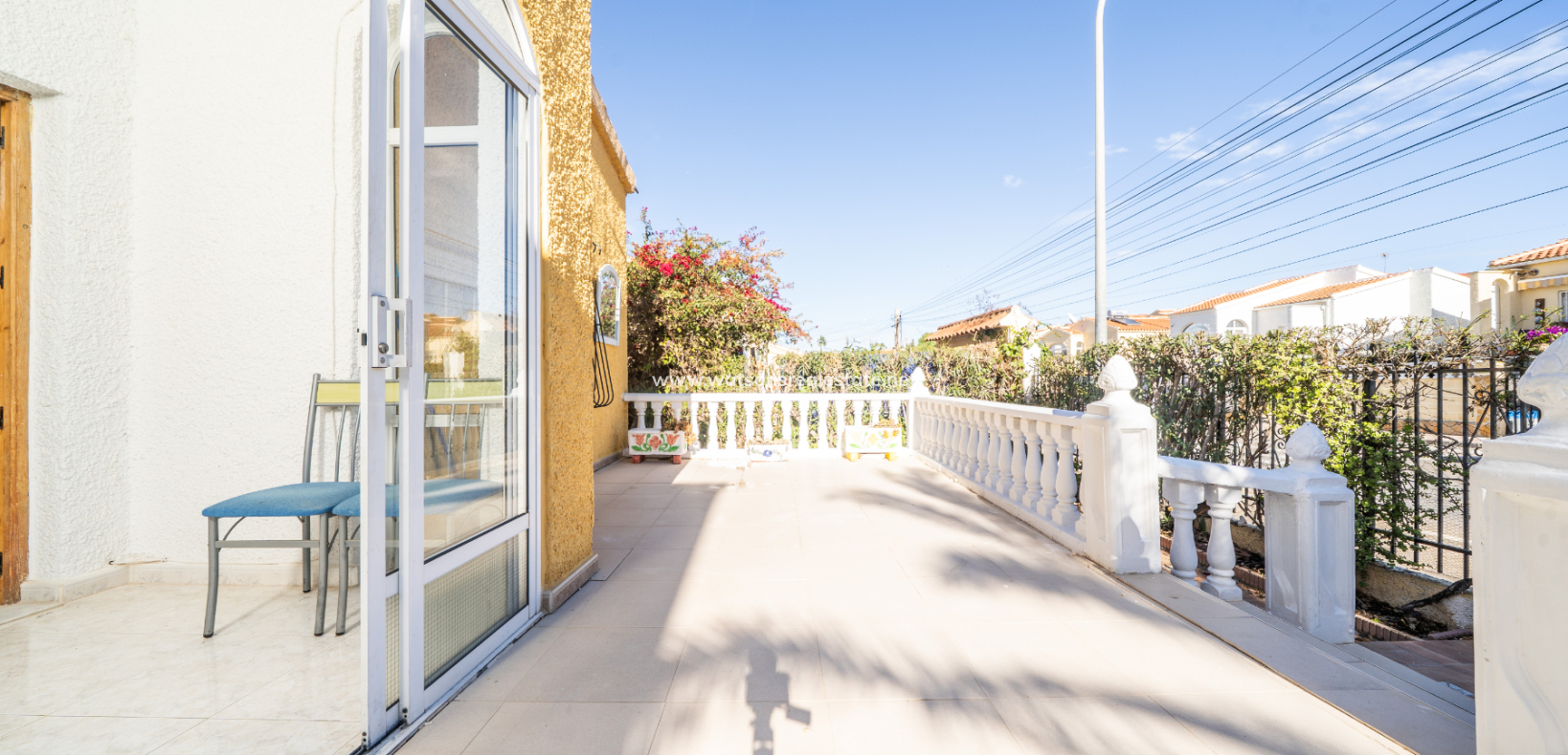 Resale - Detached - Urb. La Marina