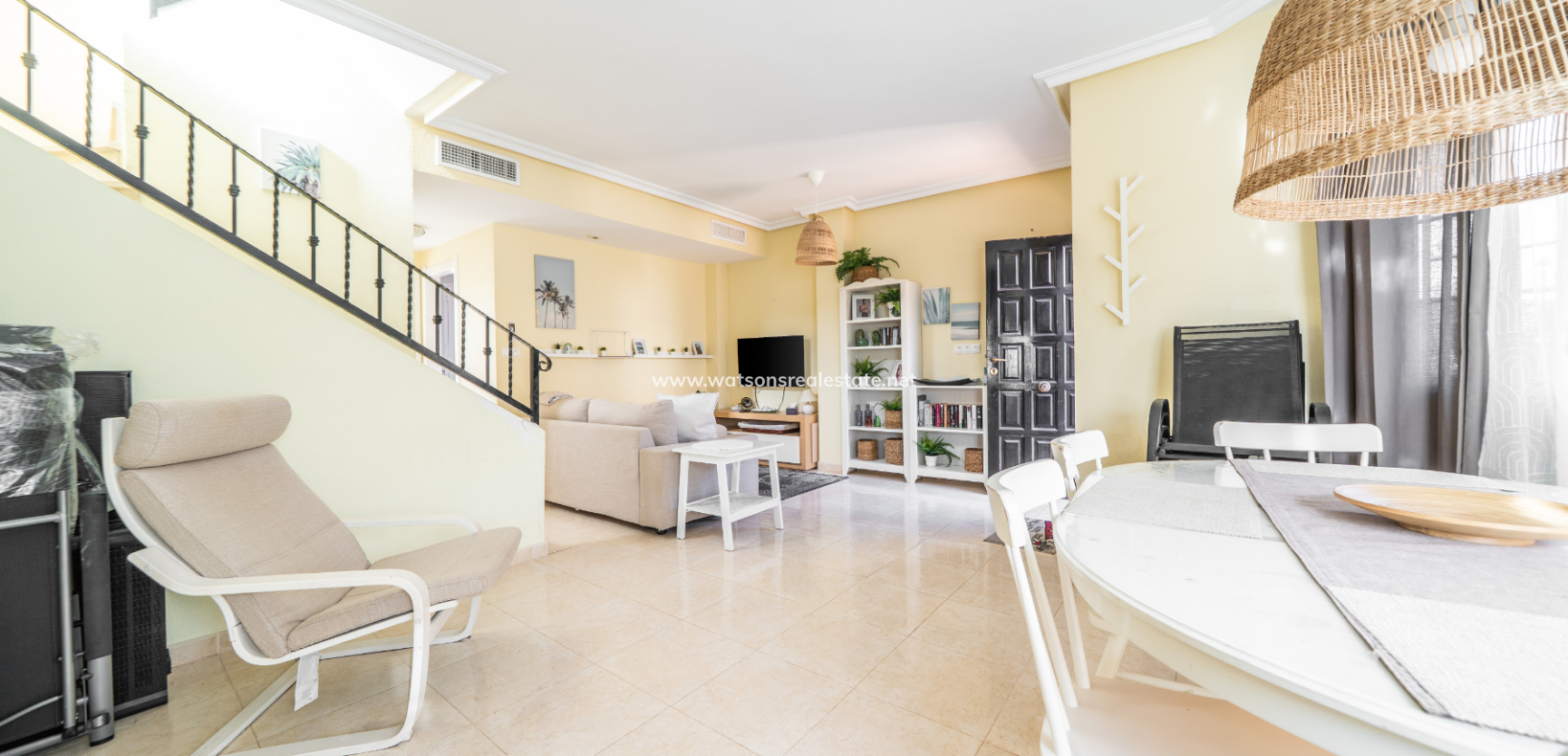 Resale - Detached - Urb. La Marina