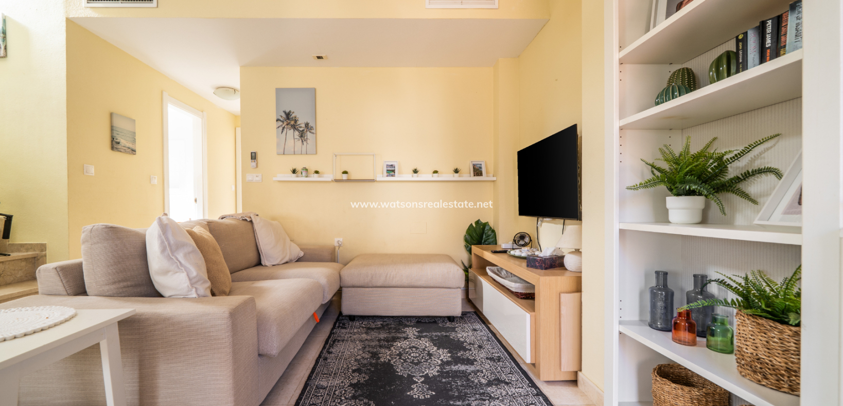 Resale - Detached - Urb. La Marina