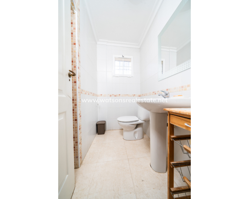 Resale - Detached - Urb. La Marina