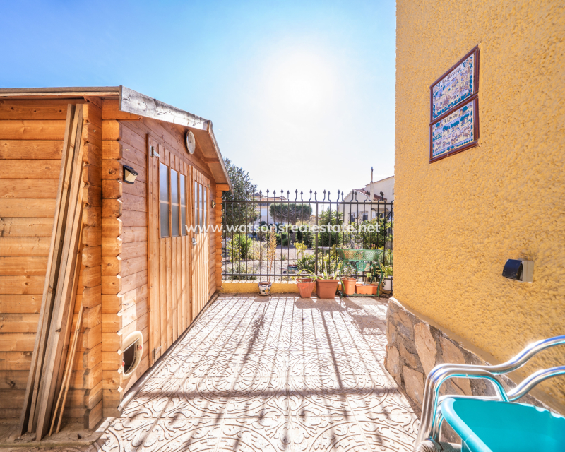 Resale - Detached - Urb. La Marina