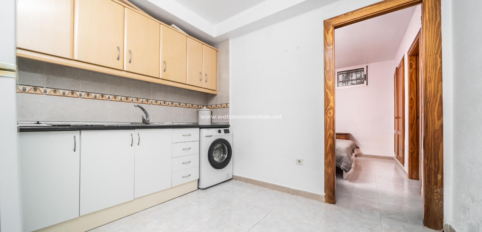 Resale - Detached - Urb. La Marina