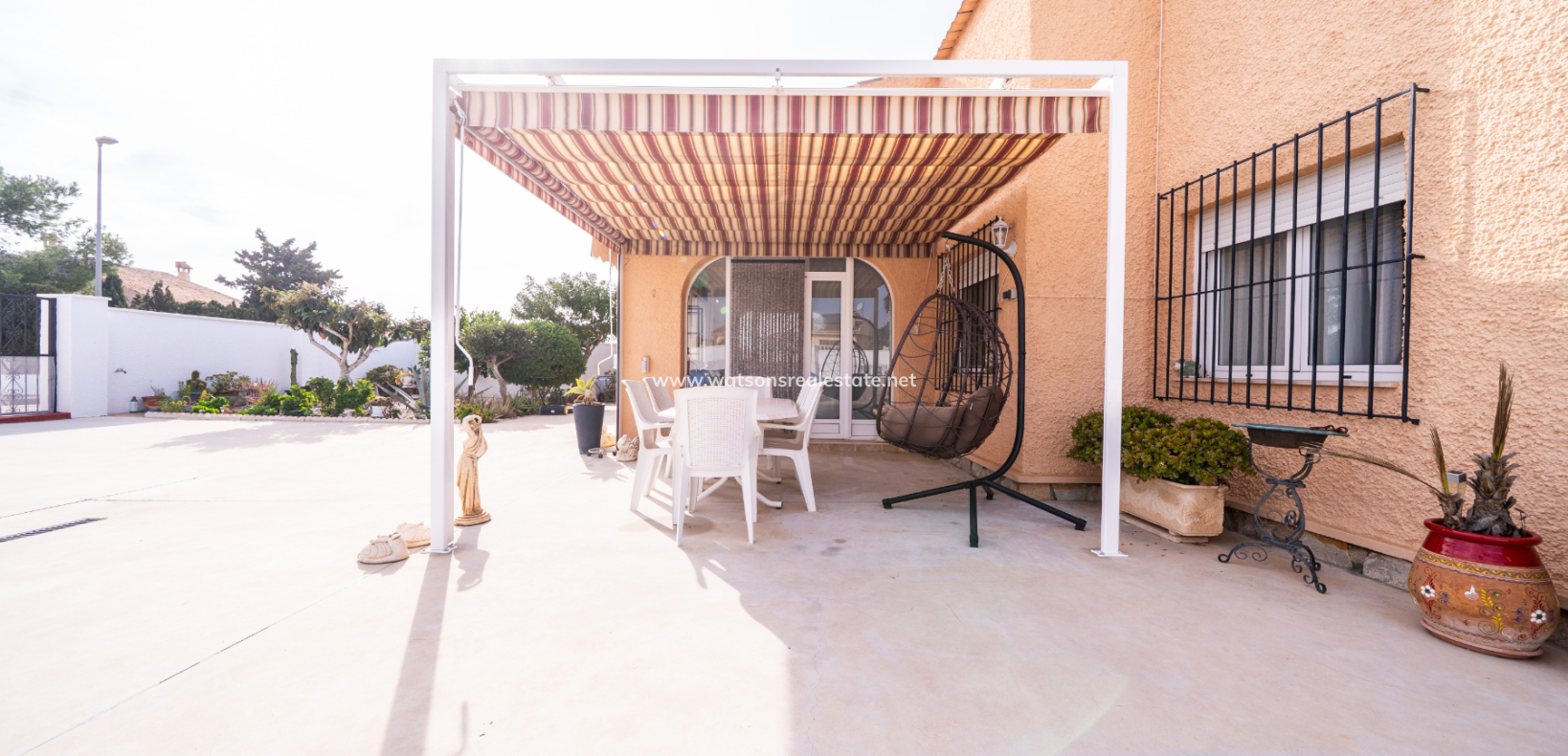 Resale - Detached - Urb. La Marina