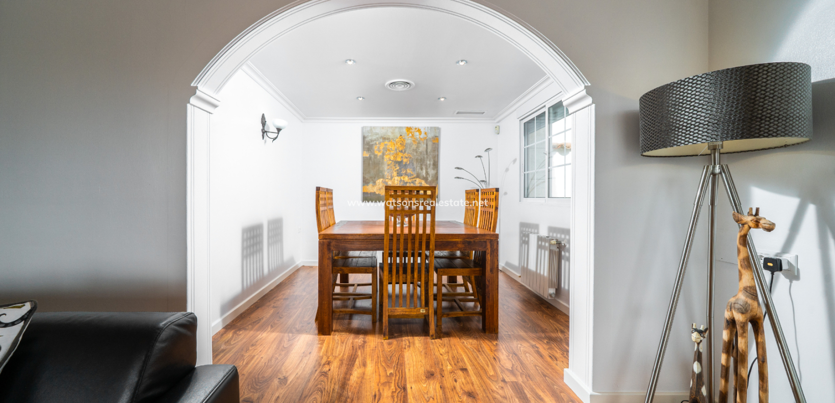 Resale - Detached - Urb. La Marina