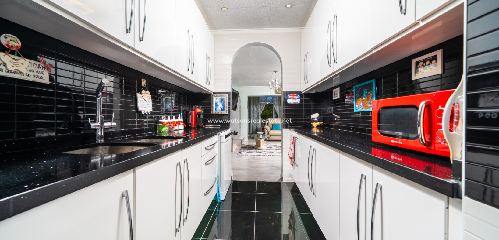 Resale - Detached - Urb. La Marina