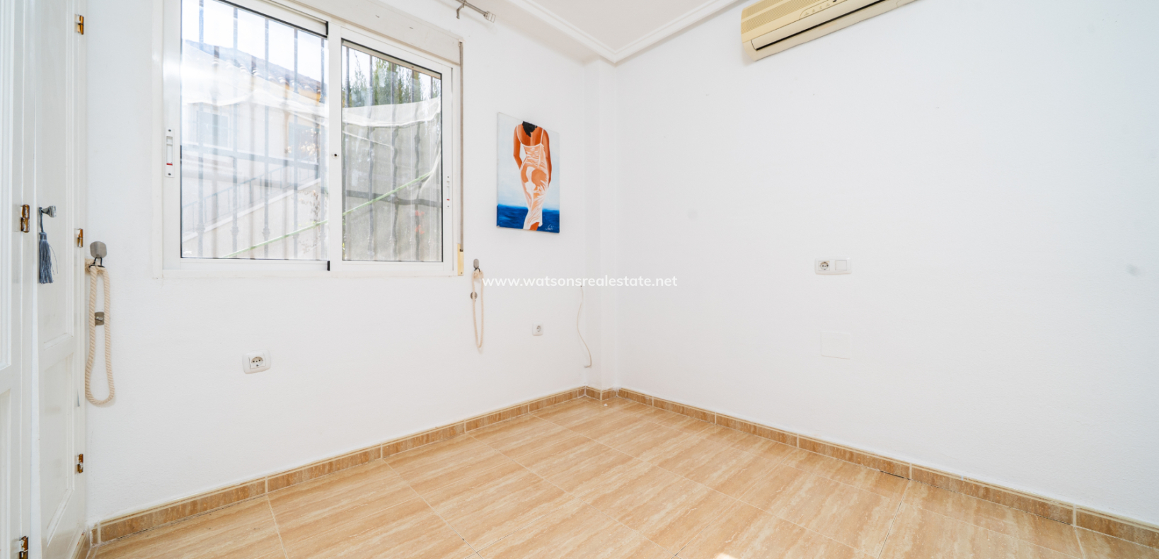 Resale - Detached - Urb. La Marina