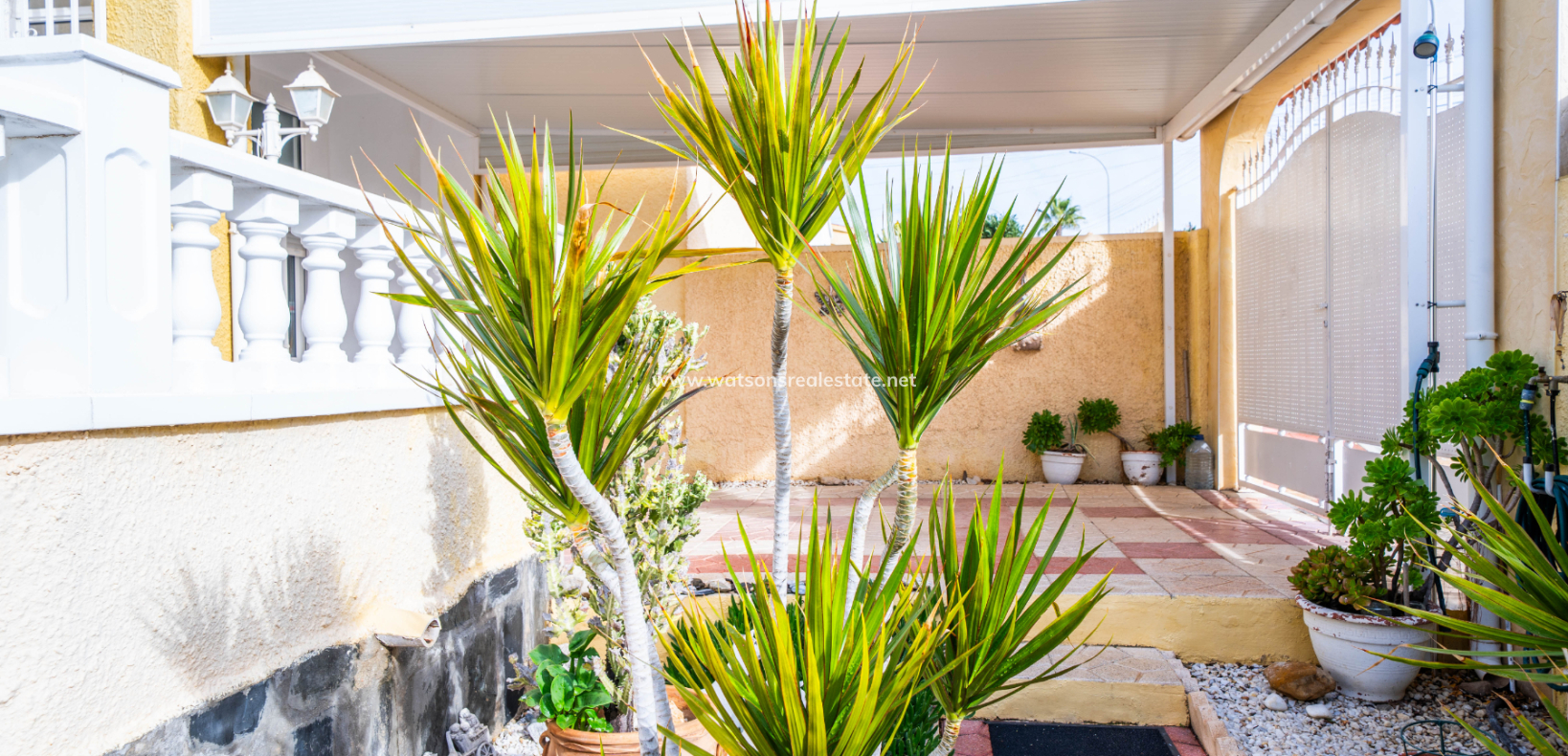 Resale - Detached - Urb. La Marina