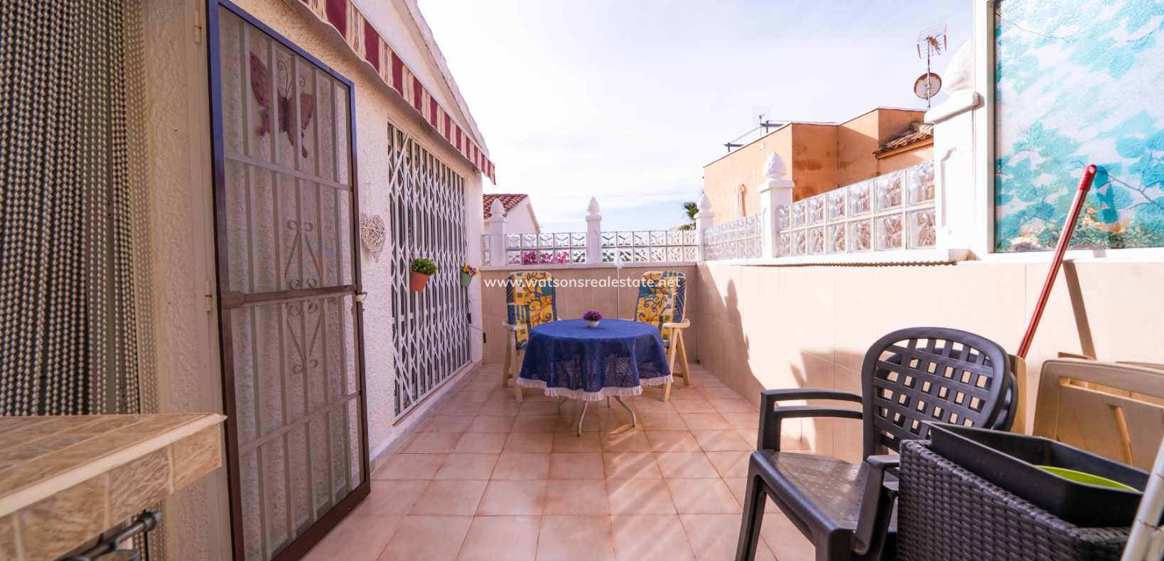 Resale - Detached - Urb. La Marina