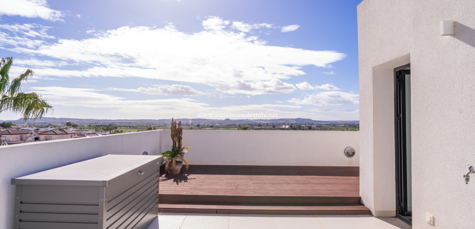 Resale - Detached - Urb. La Marina