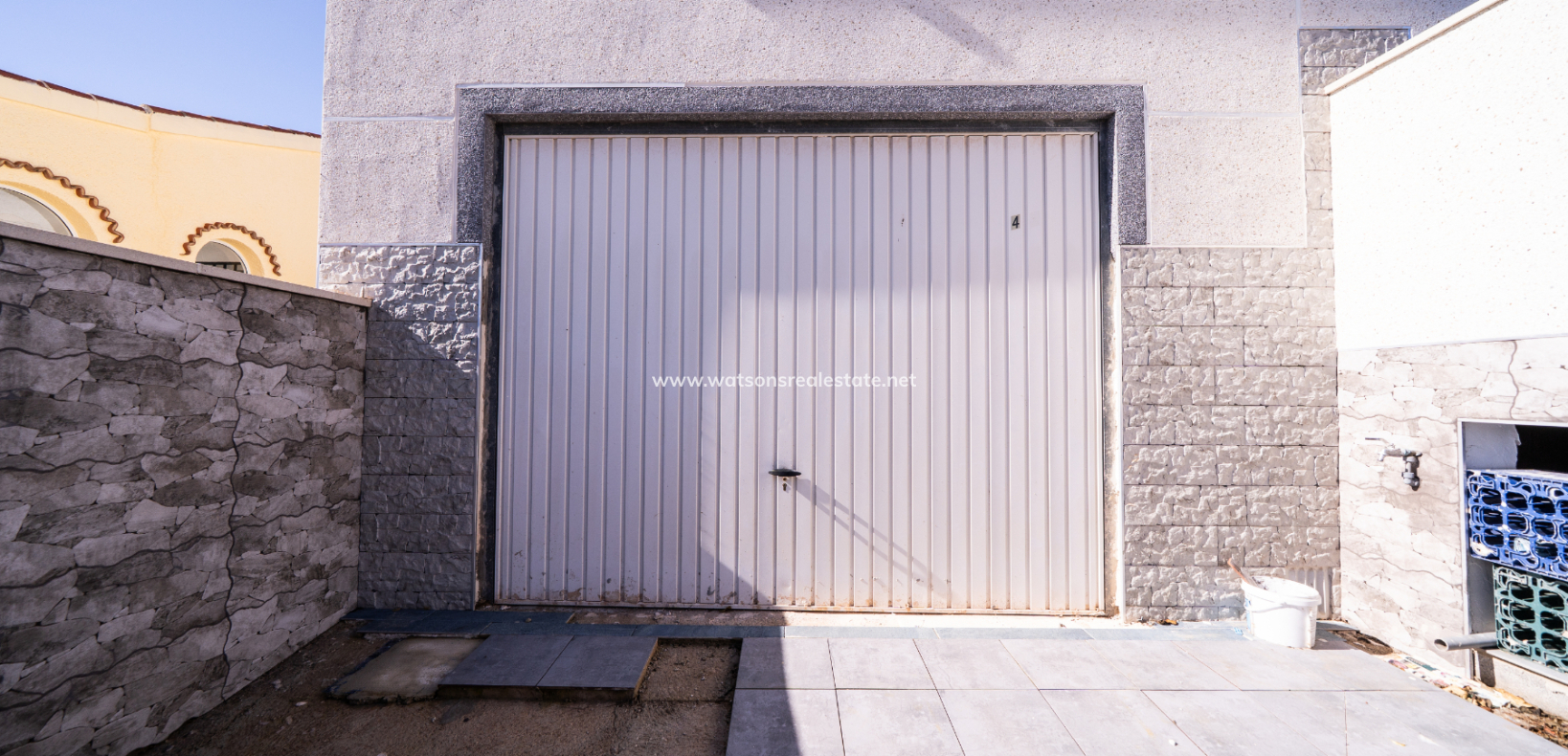 Resale - Detached - Urb. La Marina