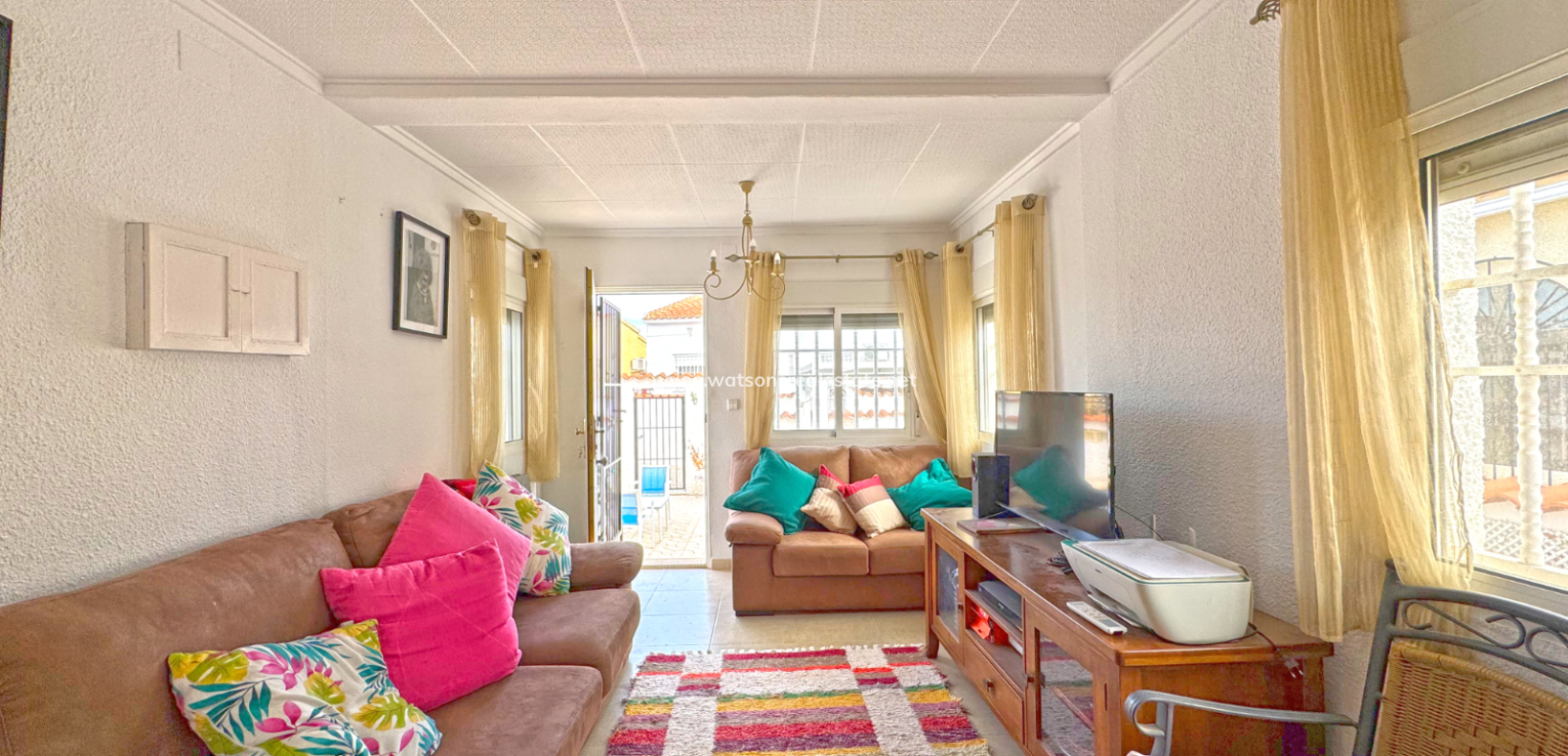 Resale - Detached - Urb. La Marina