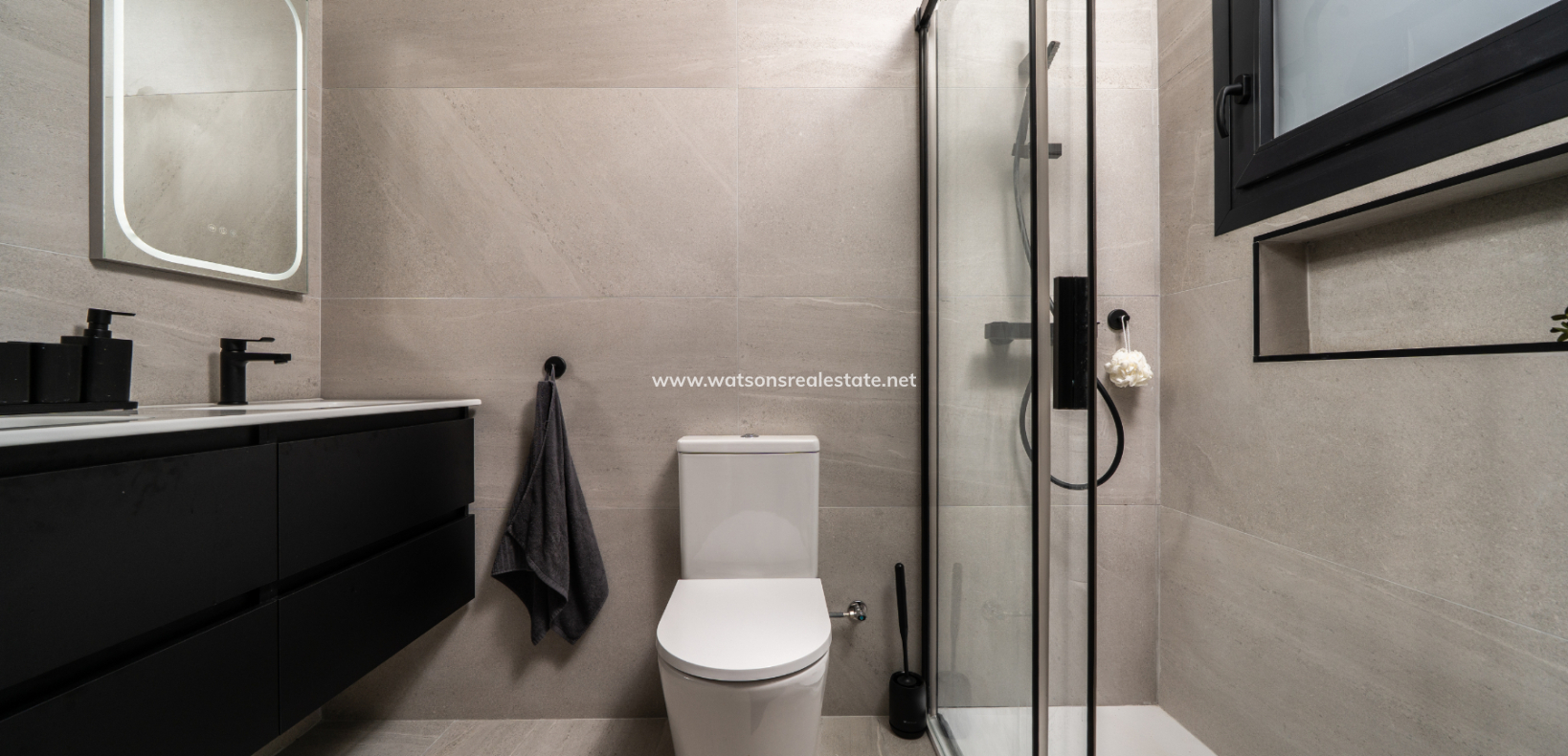 Resale - Detached - Urb. La Marina