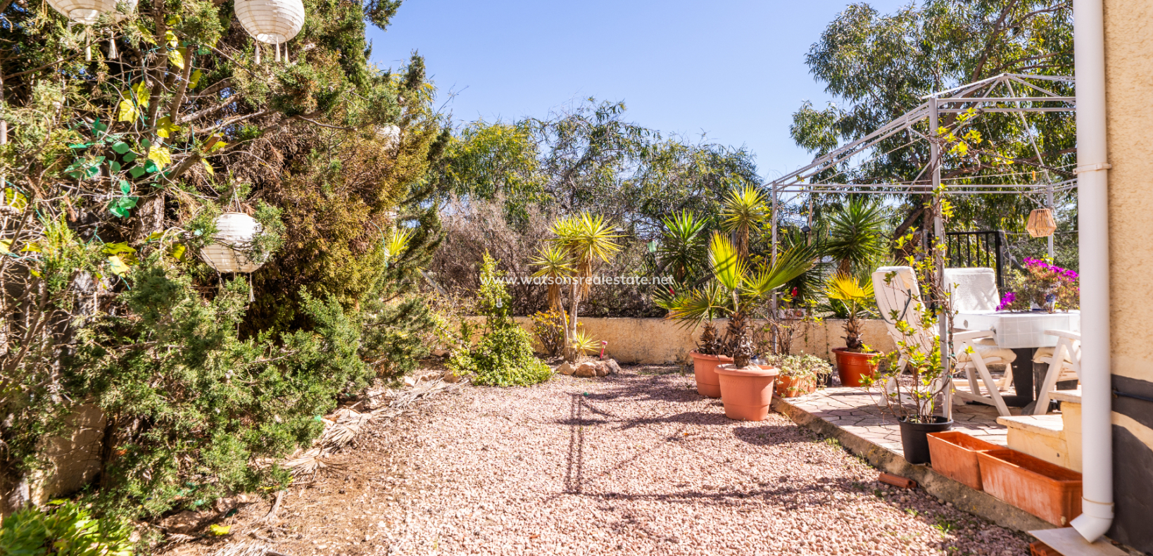 Resale - Detached - Urb. La Marina