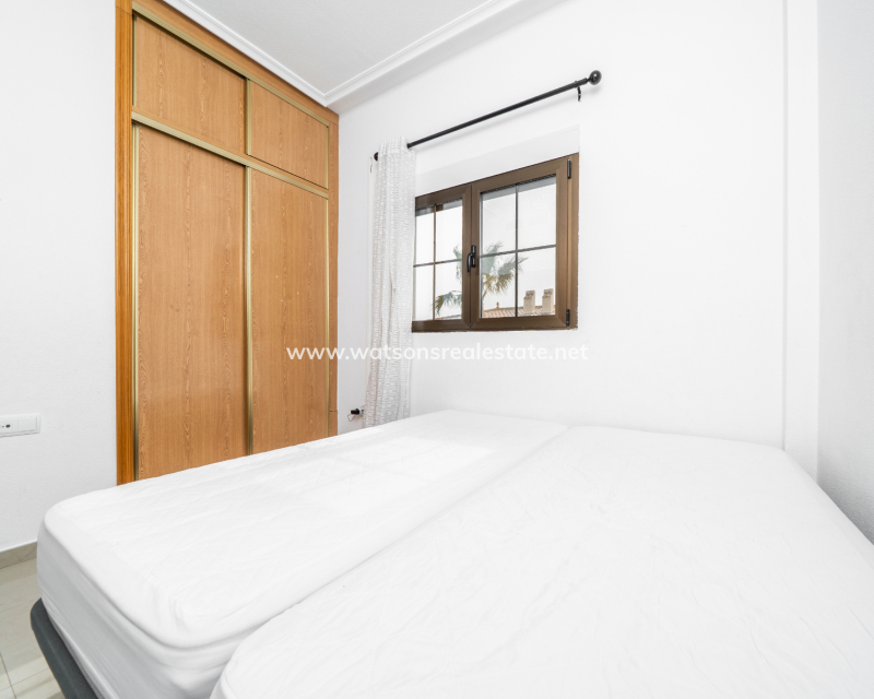 Resale - Detached - Urb. La Marina