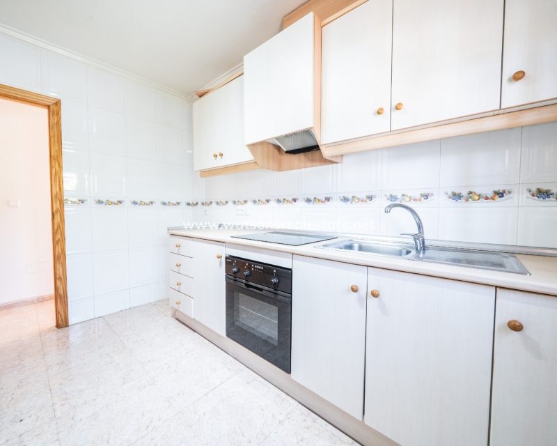 Resale - Detached - Urb. La Marina