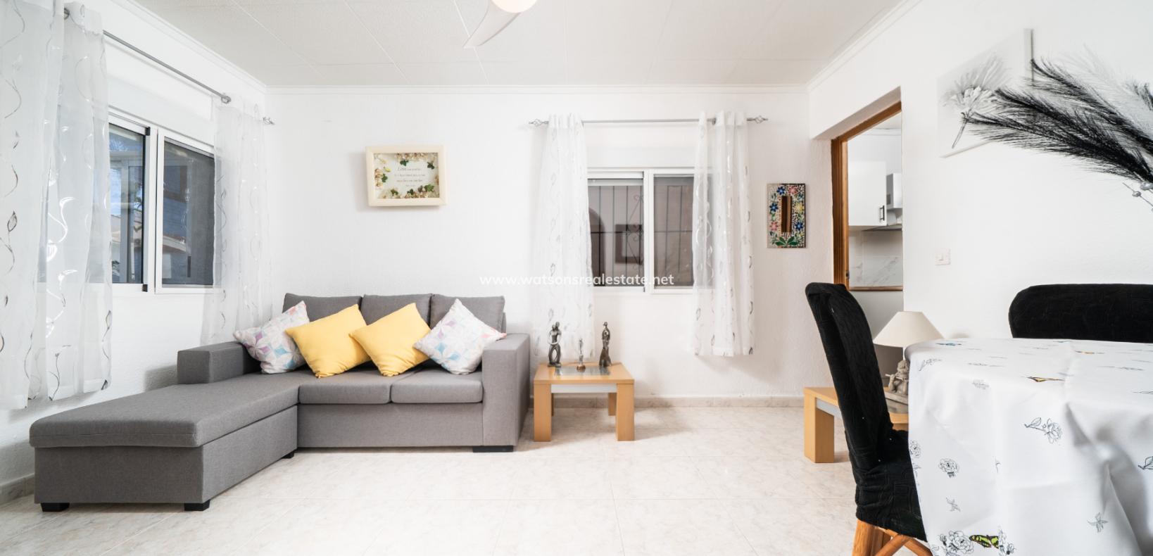 Resale - Detached - Urb. La Marina