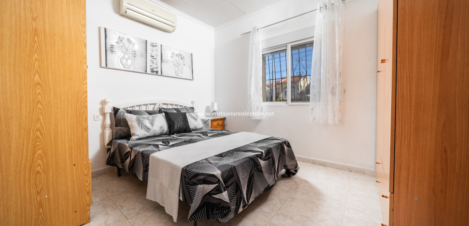 Resale - Detached - Urb. La Marina