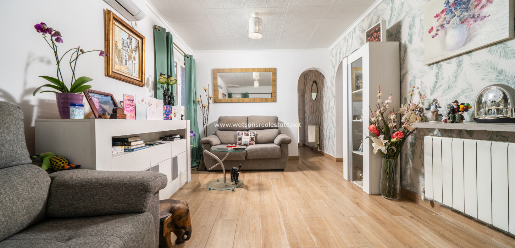 Resale - Detached - Urb. La Marina