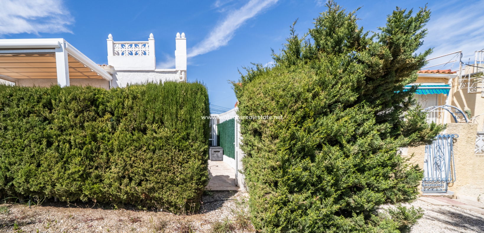 Resale - Detached - Urb. La Marina