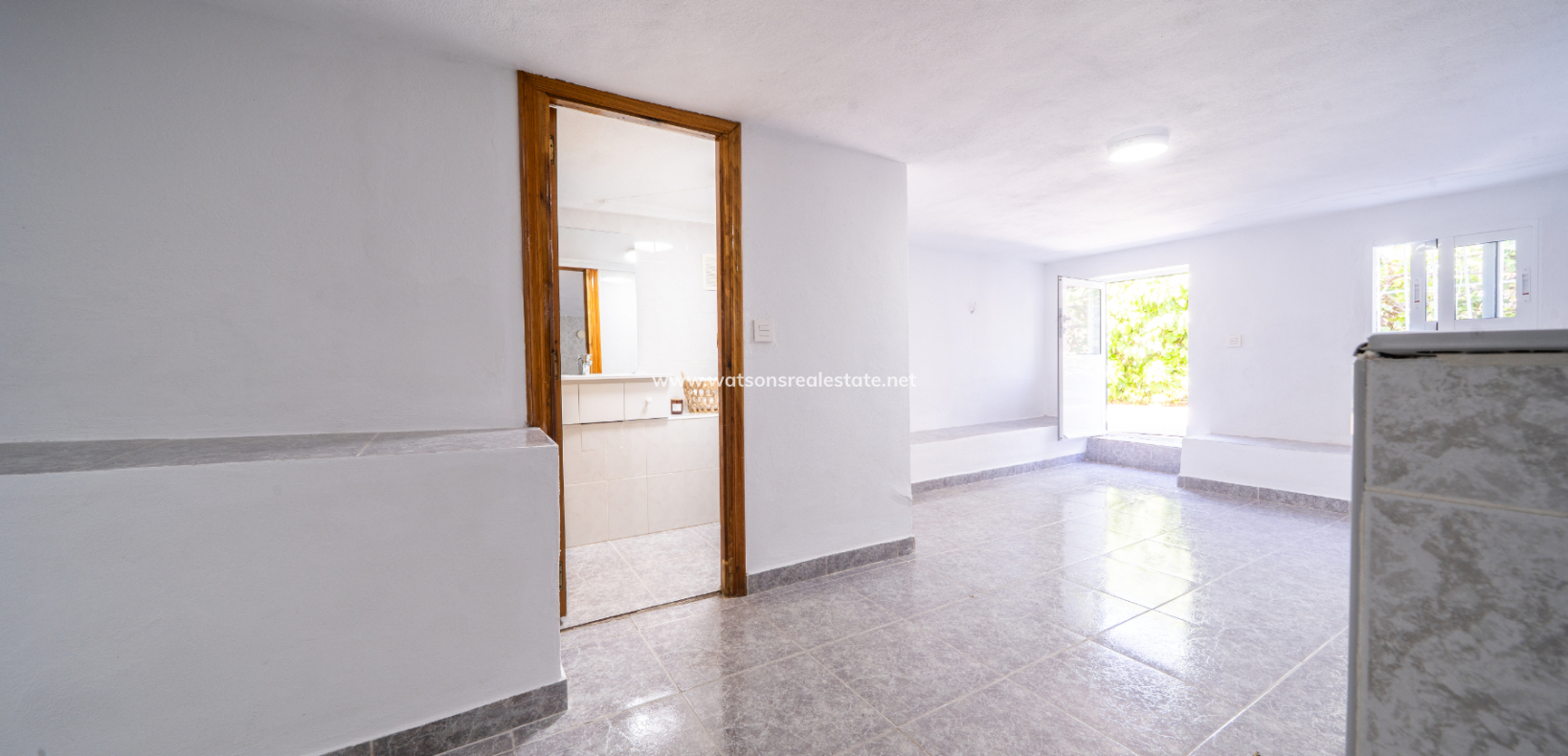 Resale - Detached - Urb. La Marina