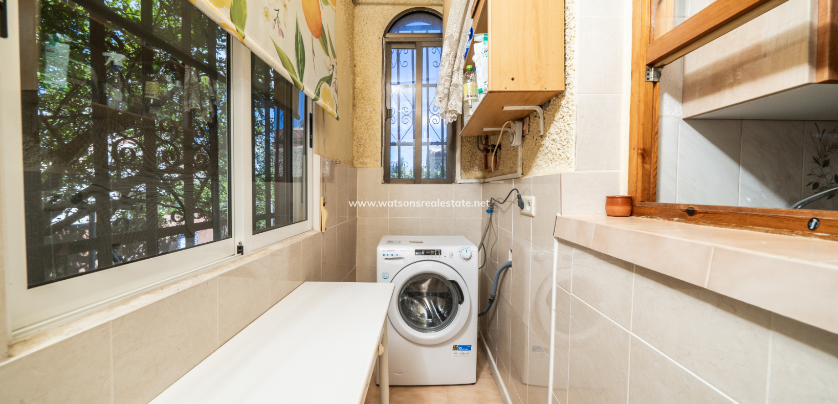 Resale - Detached - Urb. La Marina