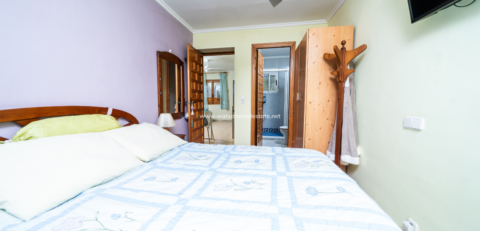 Resale - Detached - Urb. La Marina