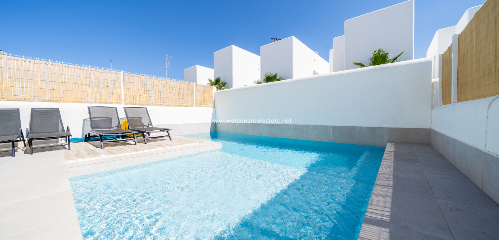 Resale - Detached - Urb. La Marina