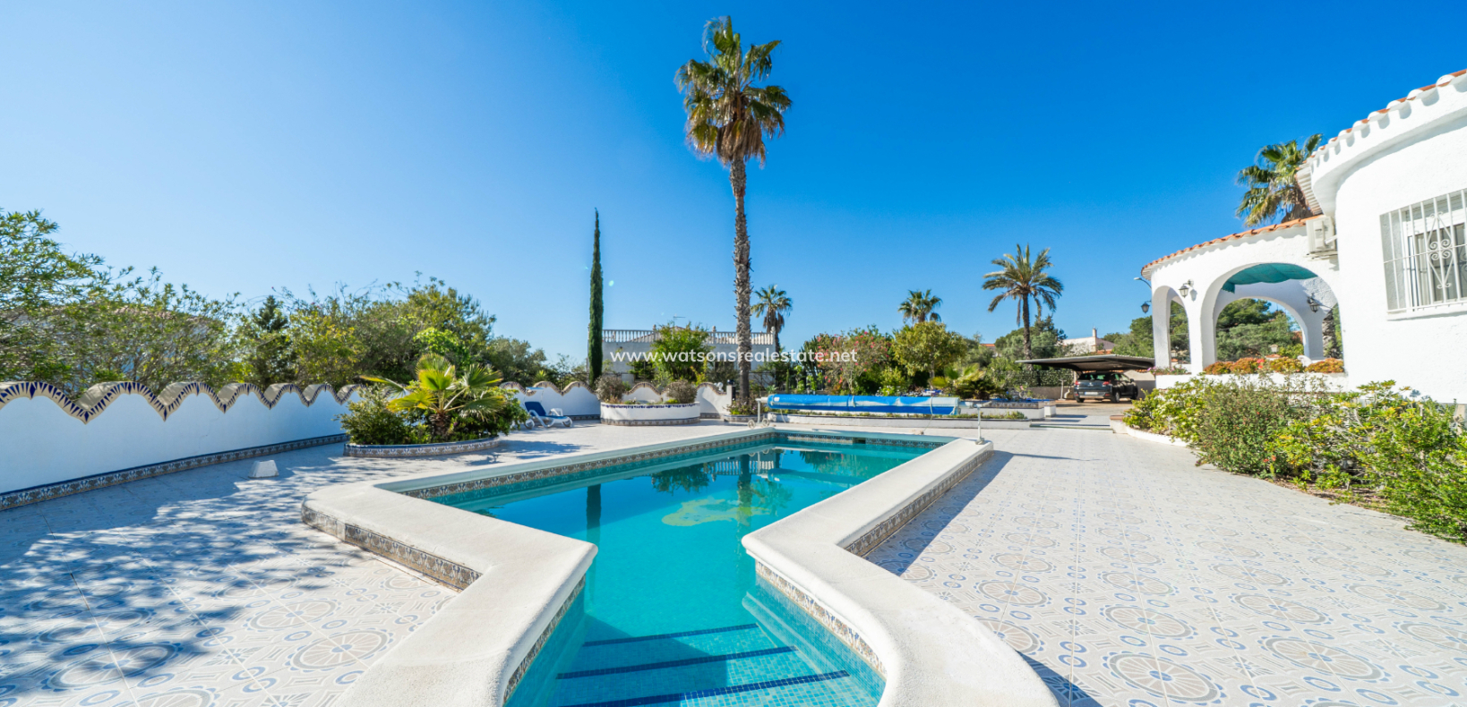 Resale - Detached - Urb. La Marina