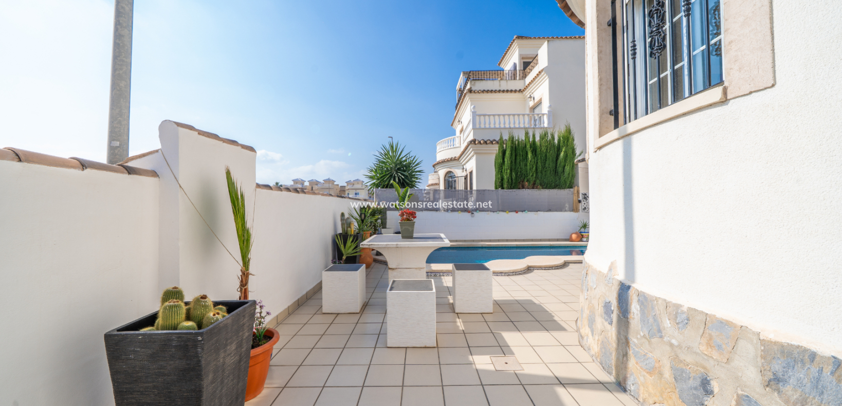 Resale - Detached - Urb. La Marina